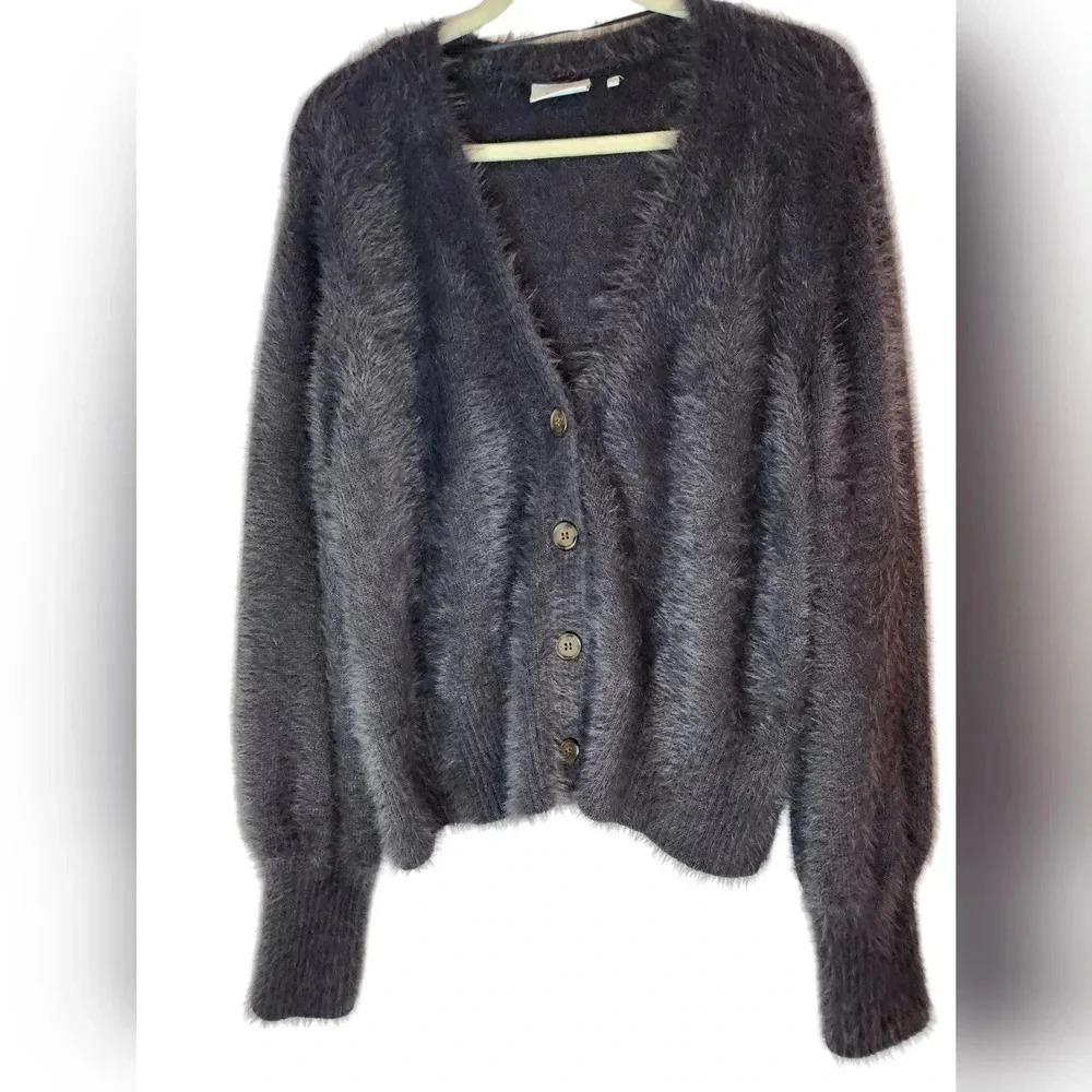 FOIL Boutique Brand Fuzzy Botton Up Sweater Women's XL